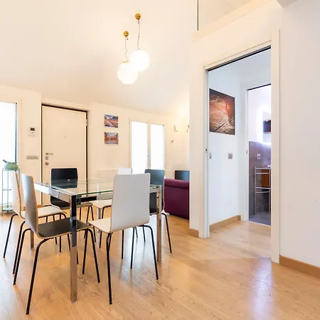 I-host - Charming Loft In Navigli Daire